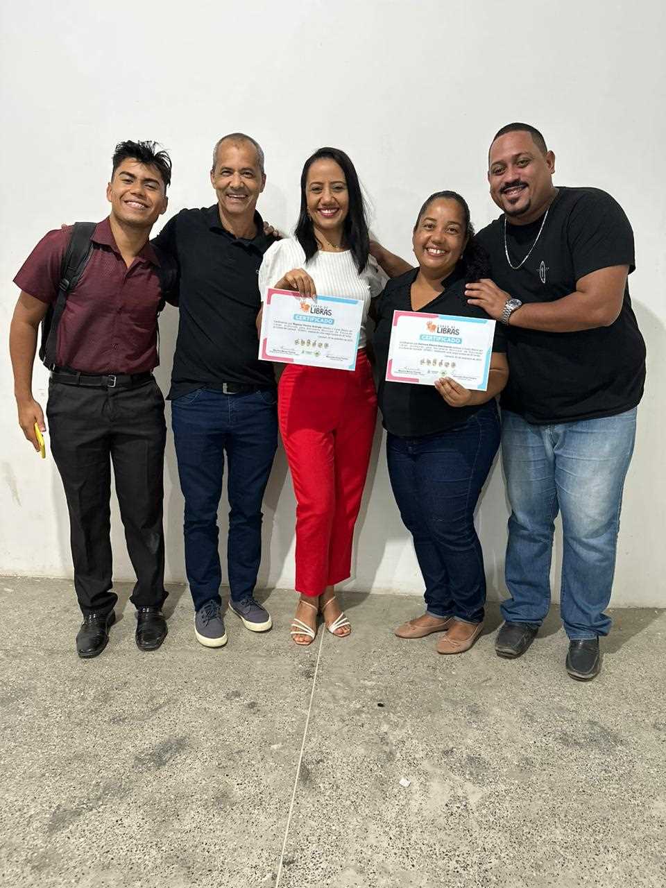 Camacã: Prefeitura encerra o Curso de Libras com sucesso e faz entrega de certificados

